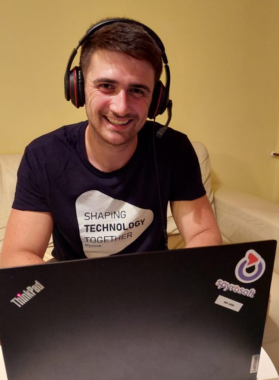 Embedded software engineer describing his Spyrosoft internship.