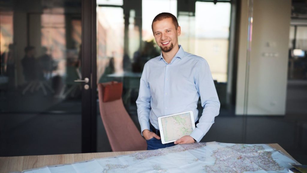 Innovation in geospatial industry: An interview with a Geovation Awards judge – Jarosław Marciniak