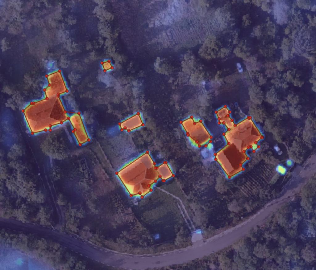 Semantic probability mask vs HiSup polygon overlay